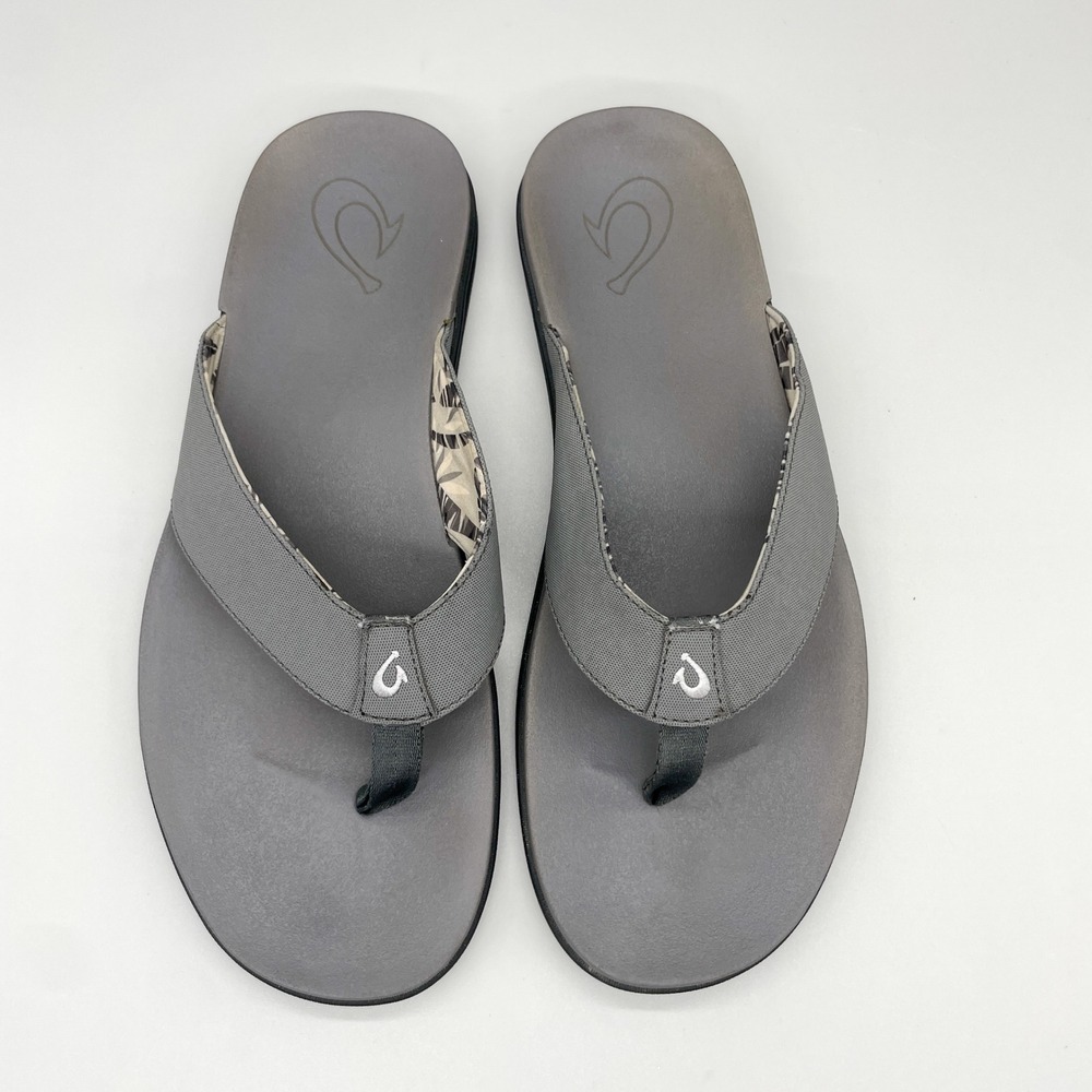 OluKai Modern Aloha Alania Mens 13 Gray Flip Flop Sandals Beach Casual Pool Shoe